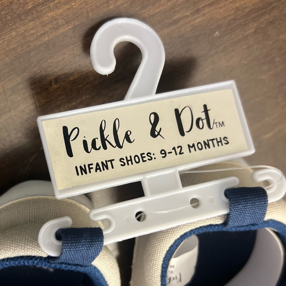 Pickle & Dot 9-12M Baby Walker Shoes - Cream and Navy - Picture 4 of 7